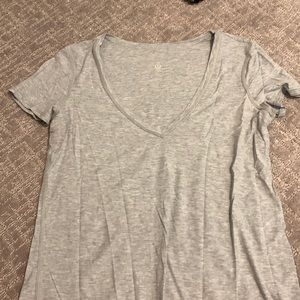 Lulu v neck shirt